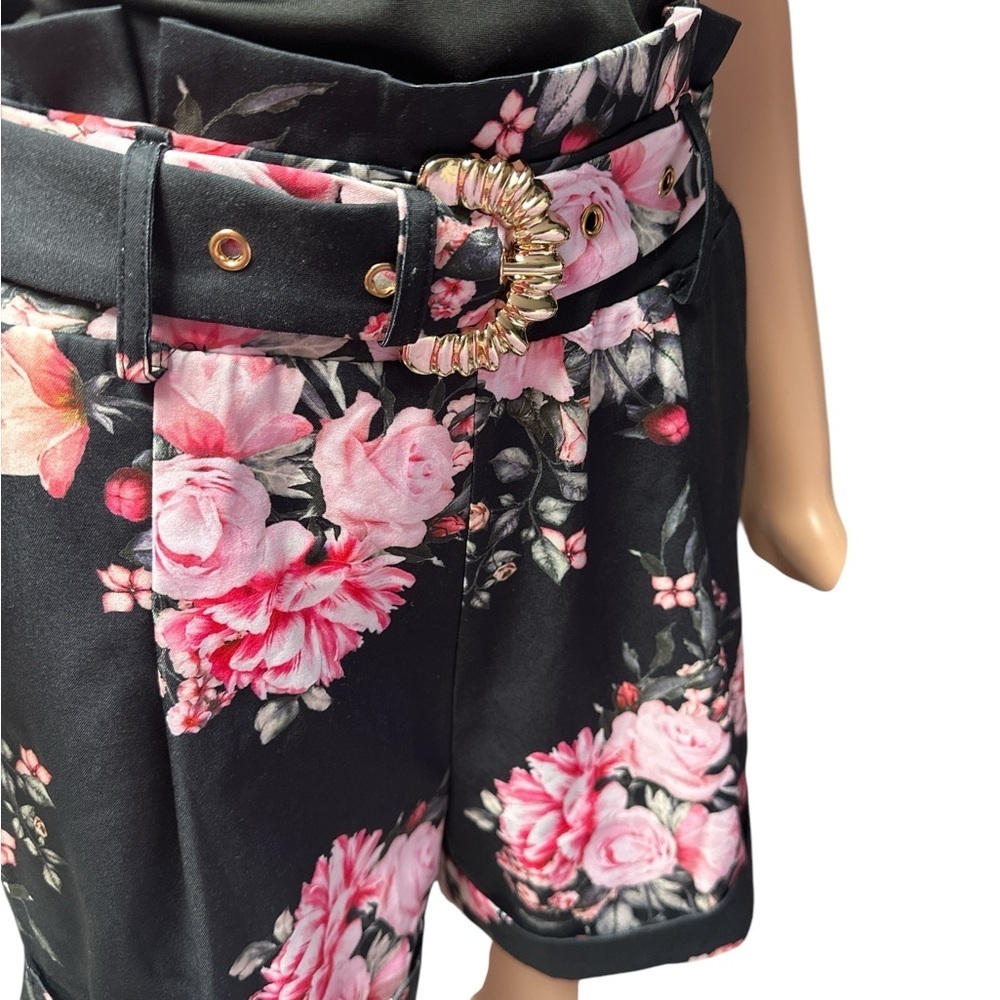 Chic Me (Shein Brand) - New in Bag 2 pc Floral Black Women's Short & Top Set - Picture 3 of 4